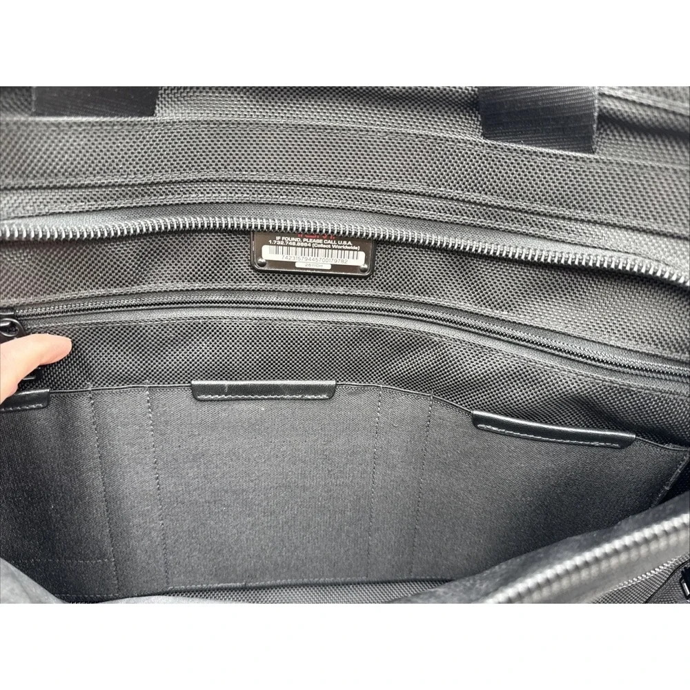 Tumi‎ Alpha 2 Large Screen Portfolio Briefcase Laptop Bag Nylon 26111DH
